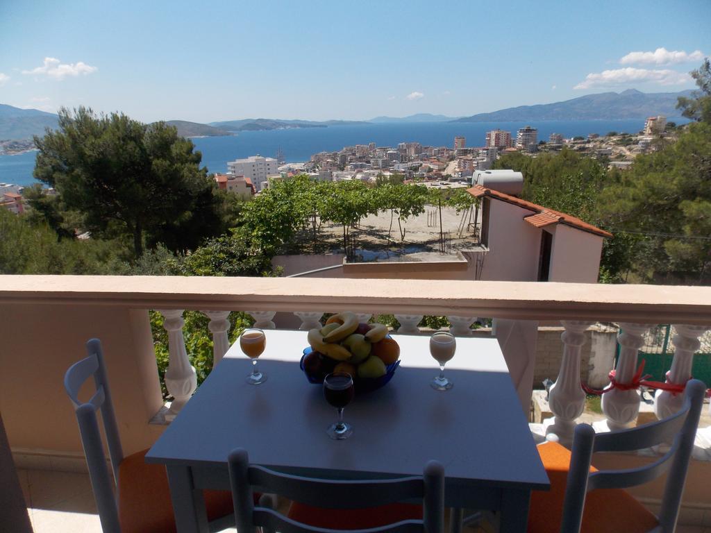 Guest House Vila Bega Sarandë Exterior foto